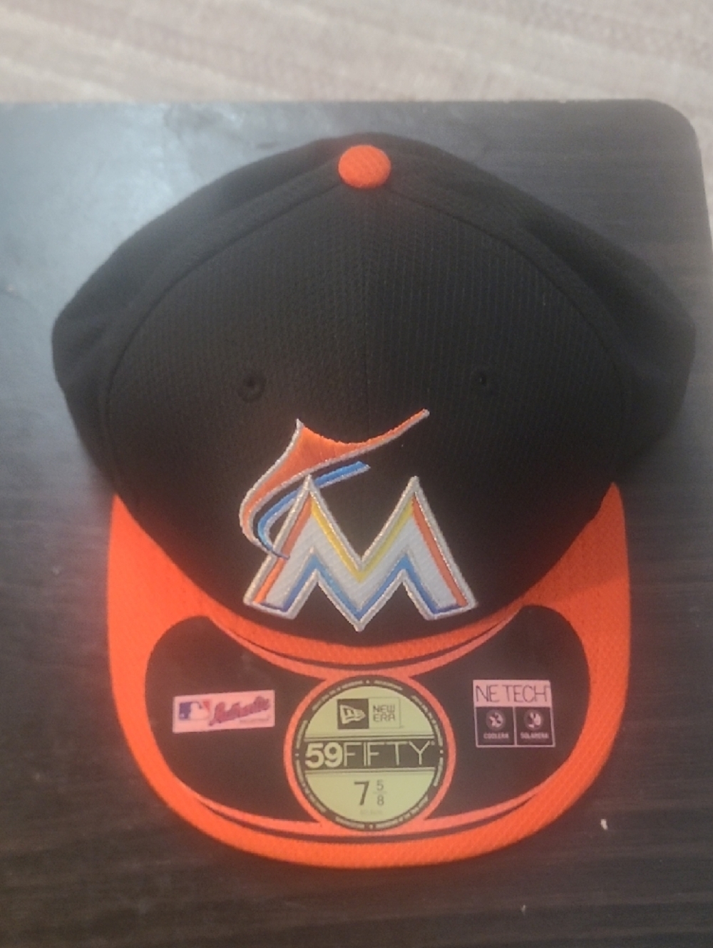 New Era Miami Marlins Black and Orange Fitted 59FIFTY Hat - Picture 4 of 4